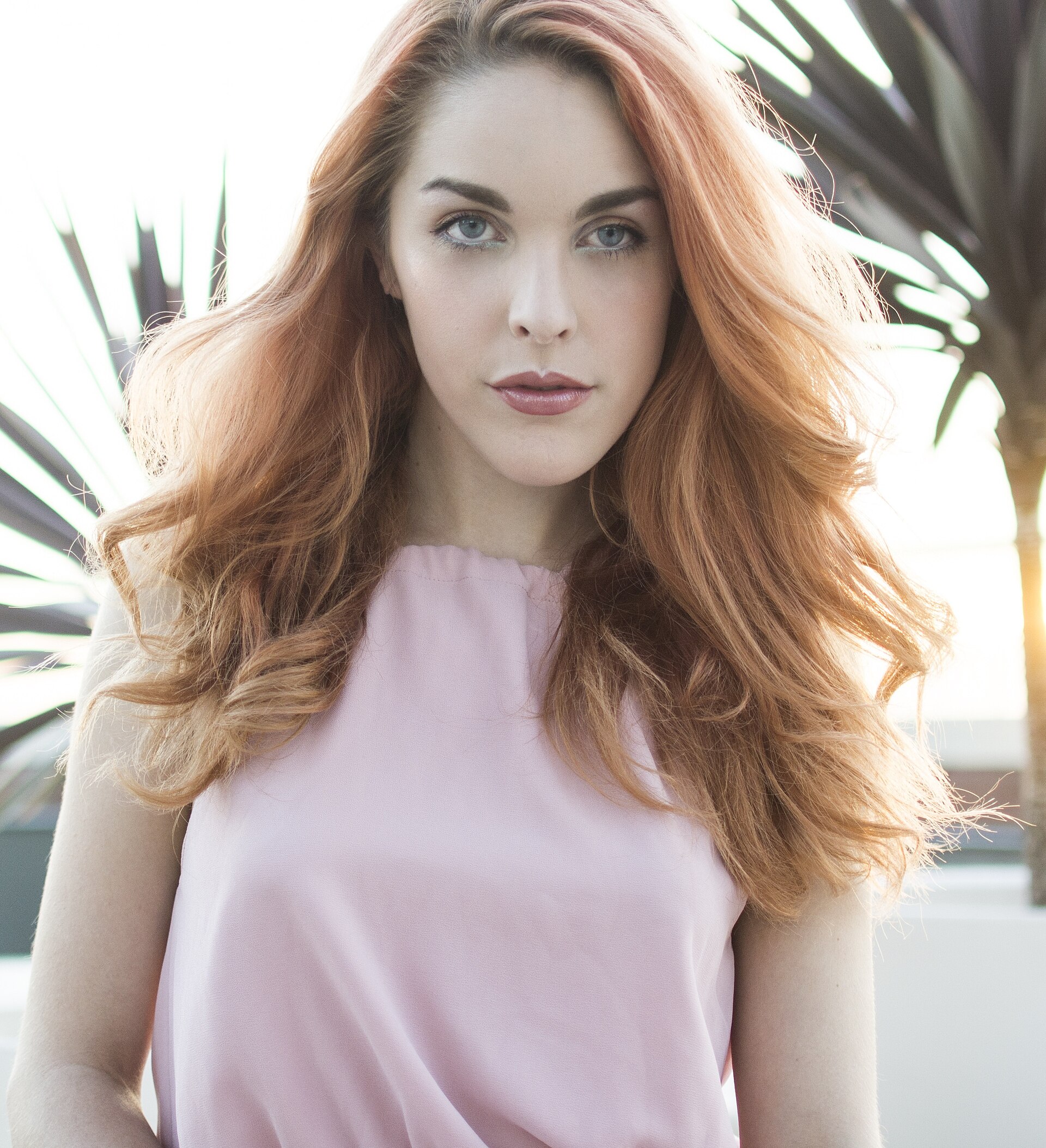 Amarna Miller photo