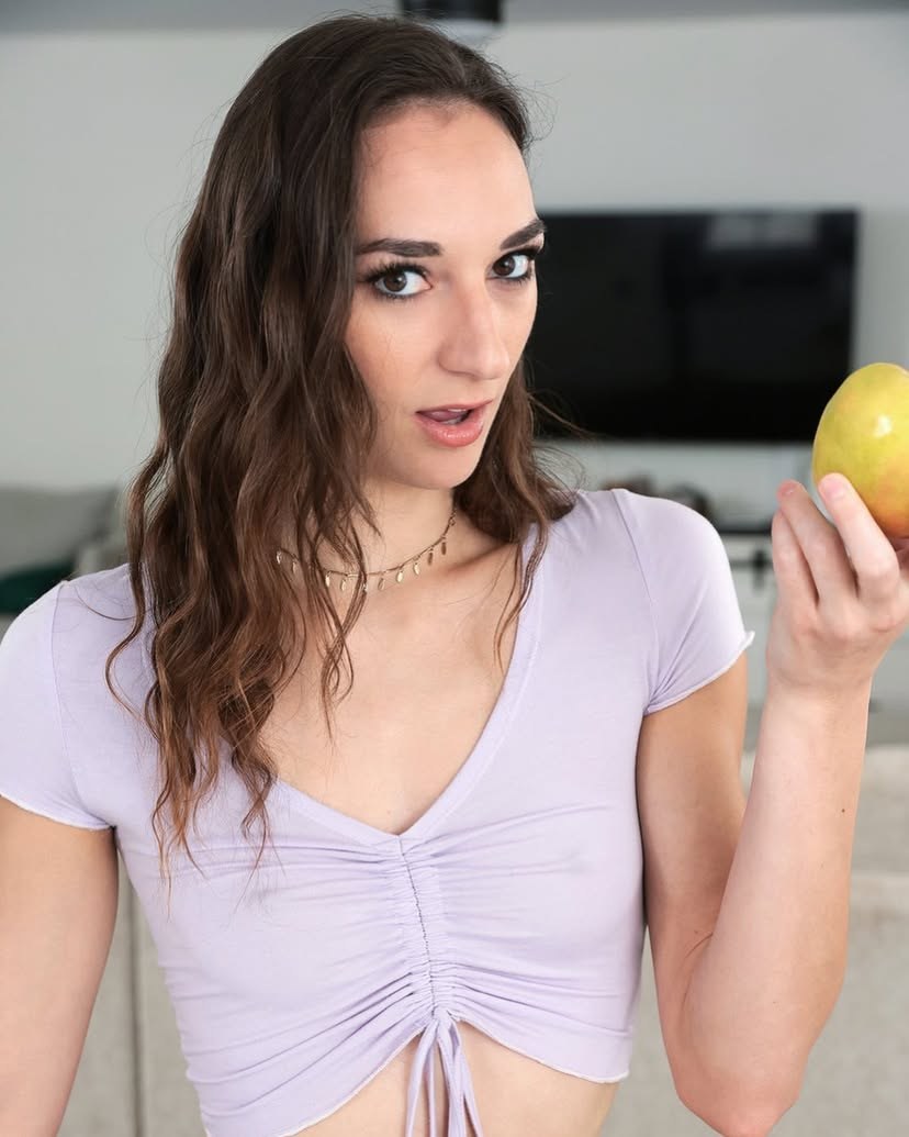 Andi Rose photograph