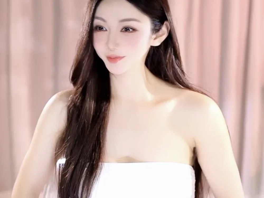 angel-bei-bei, preview image from her own streaming profile