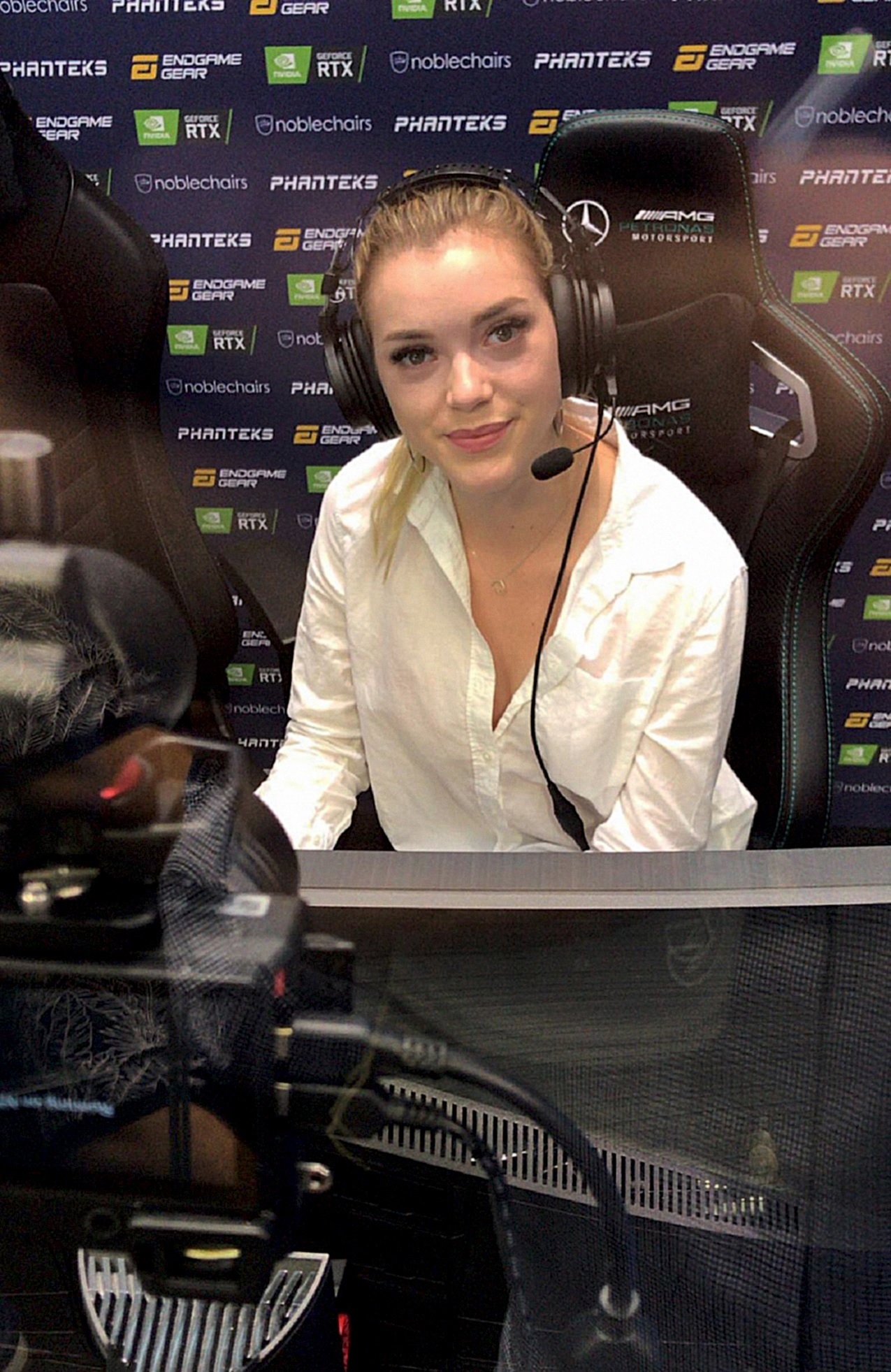 Anny Aurora, Performer, webcam model & creator