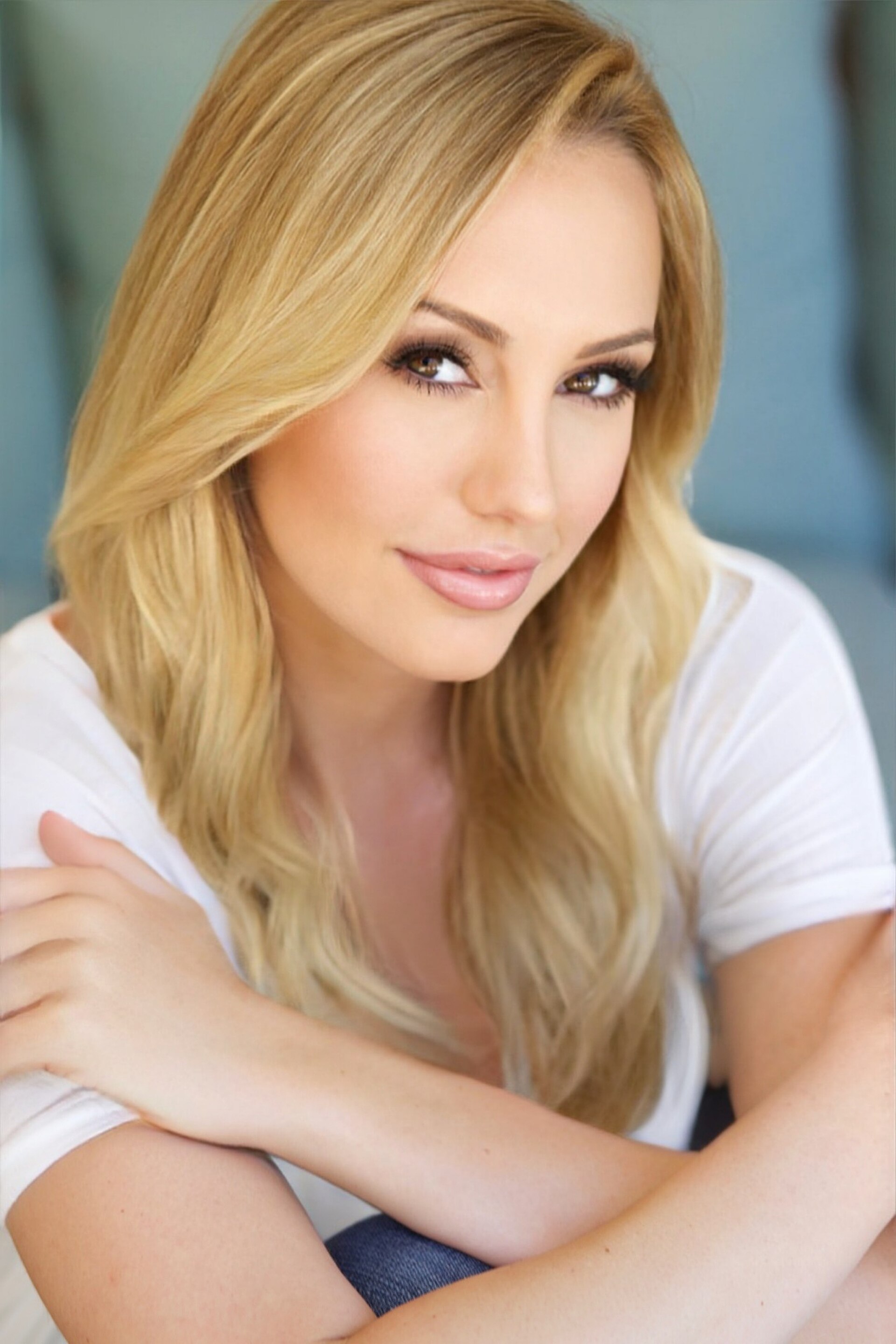 Brett Rossi, Performer, creator, model & media host