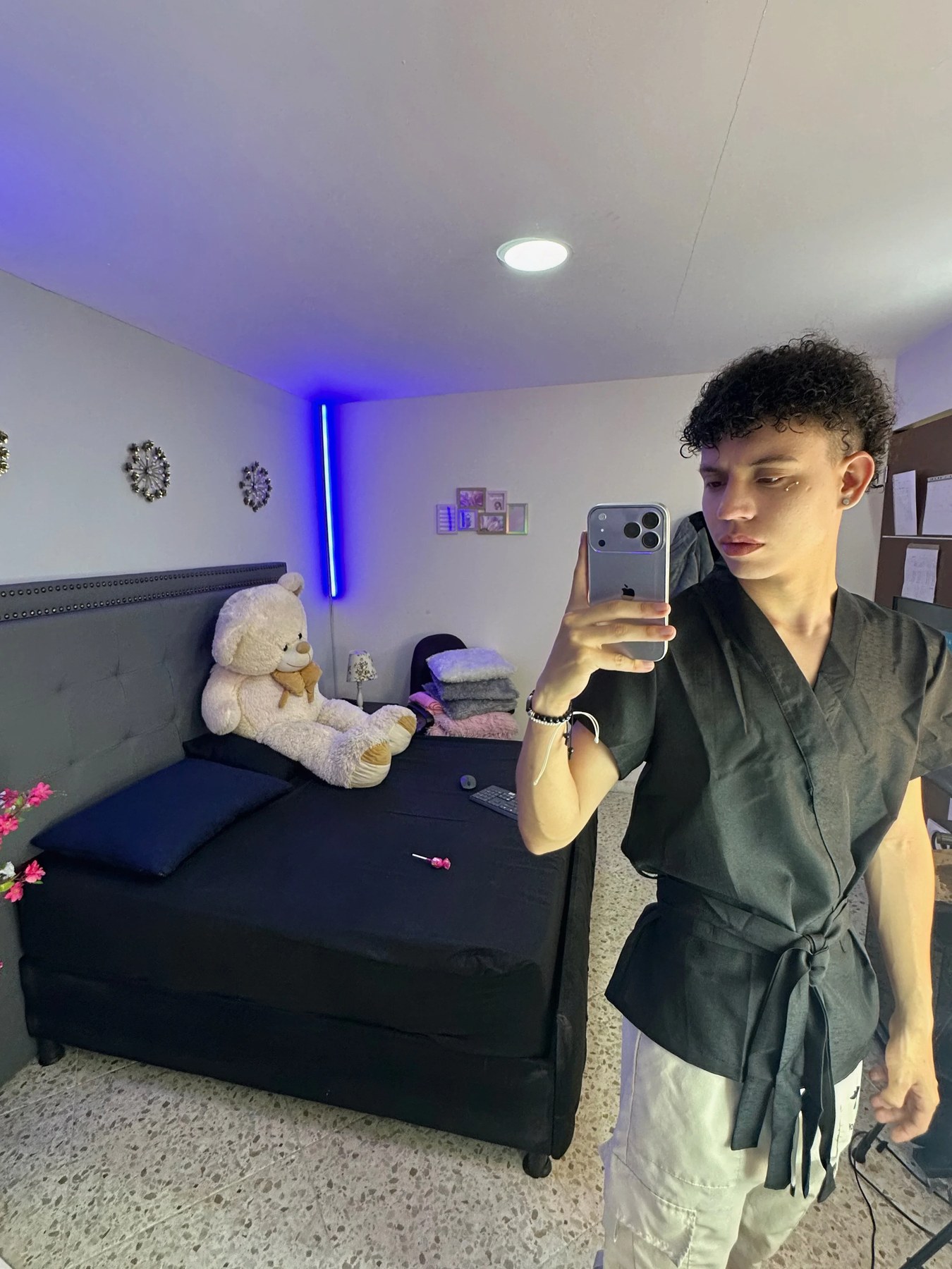 yoursexyjose, photograph published on her own streaming profile